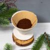 Kaffee Adventskalender "Filterkaffee" inkl. Keramik-Handfilter, 24 verschiedene Kaffee-Spezialitäten (gemahlen)